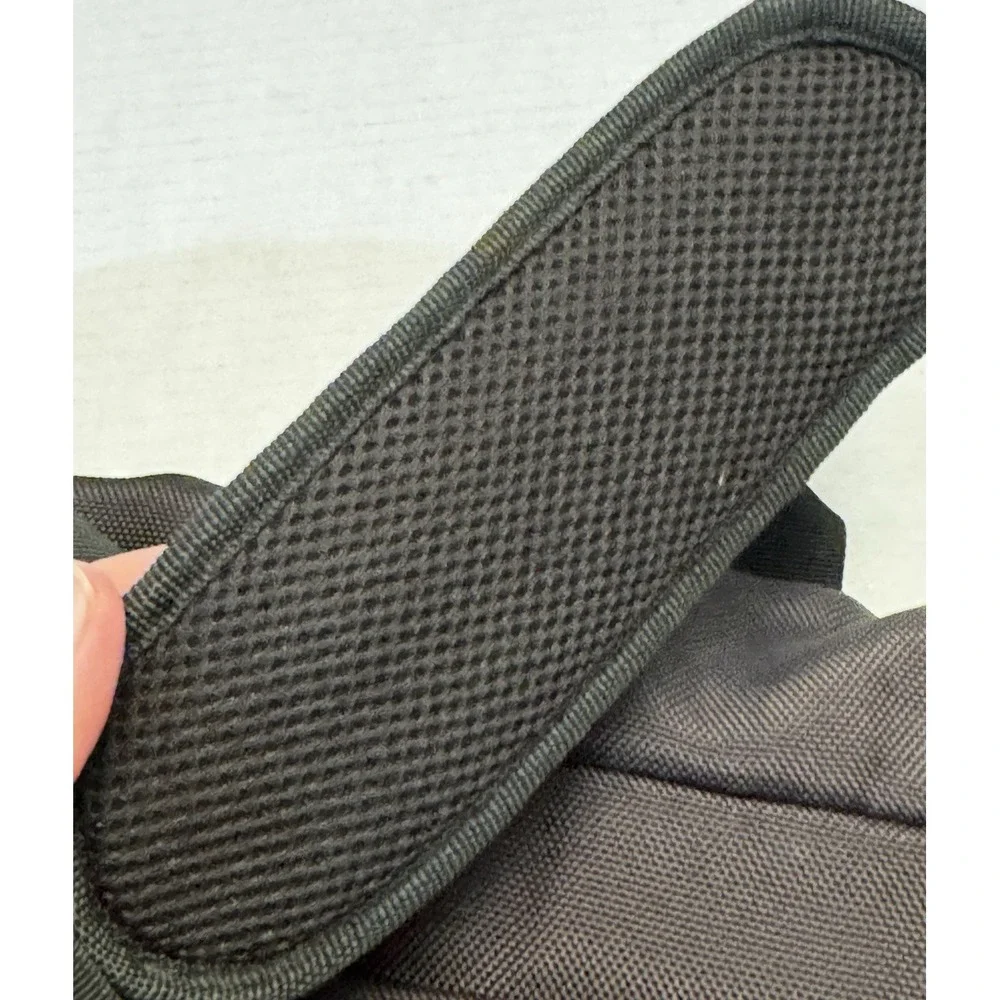Samsonite Black Ballistic Nylon Messenger Laptop Bag‎ Tablet Travel Case